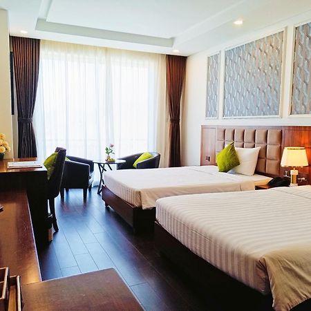 Century Hotel Дананг Экстерьер фото